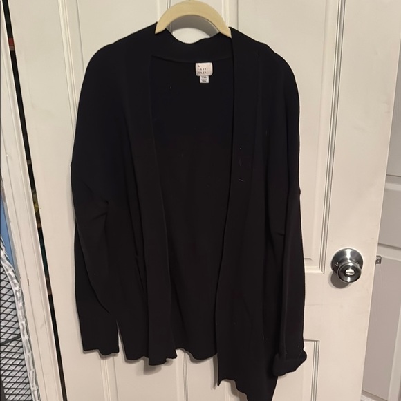 ‼️5/25 A New Day Classic Black Sweater - Picture 1 of 2